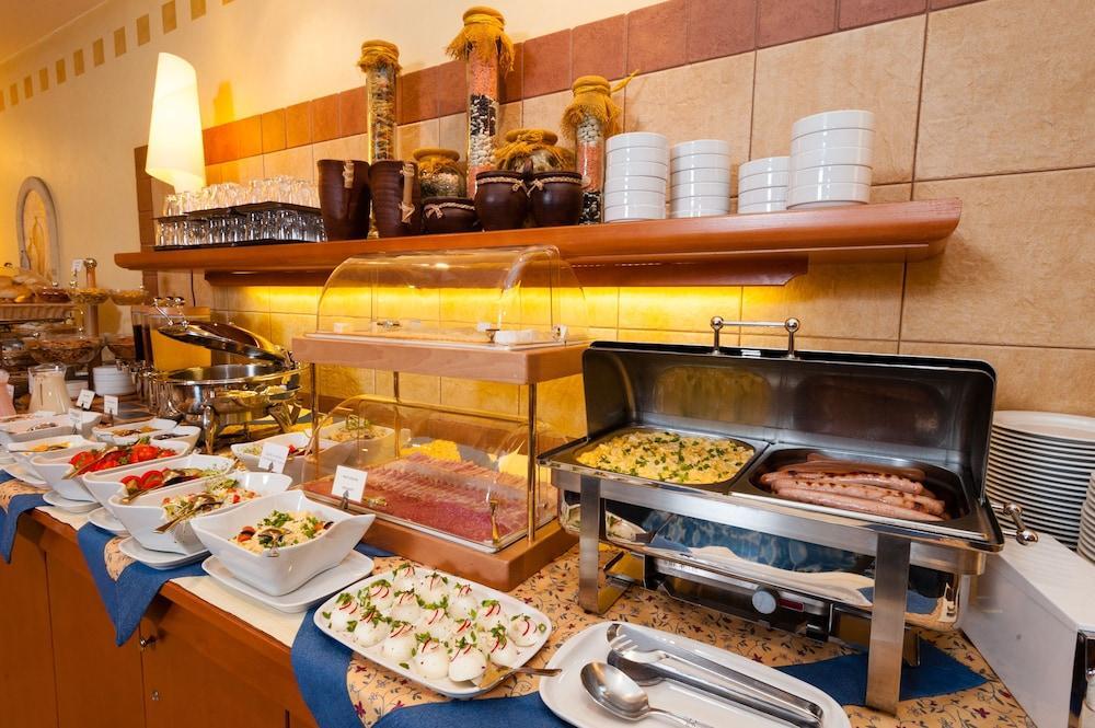 Hotel Partner وارسو المظهر الخارجي الصورة