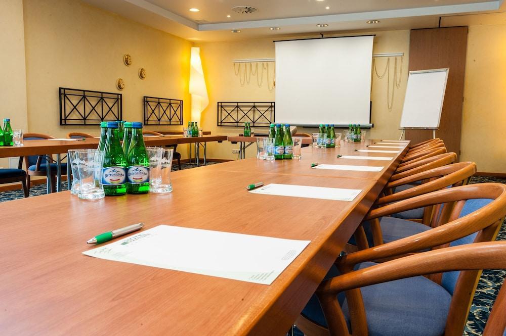 Hotel Partner وارسو المظهر الخارجي الصورة