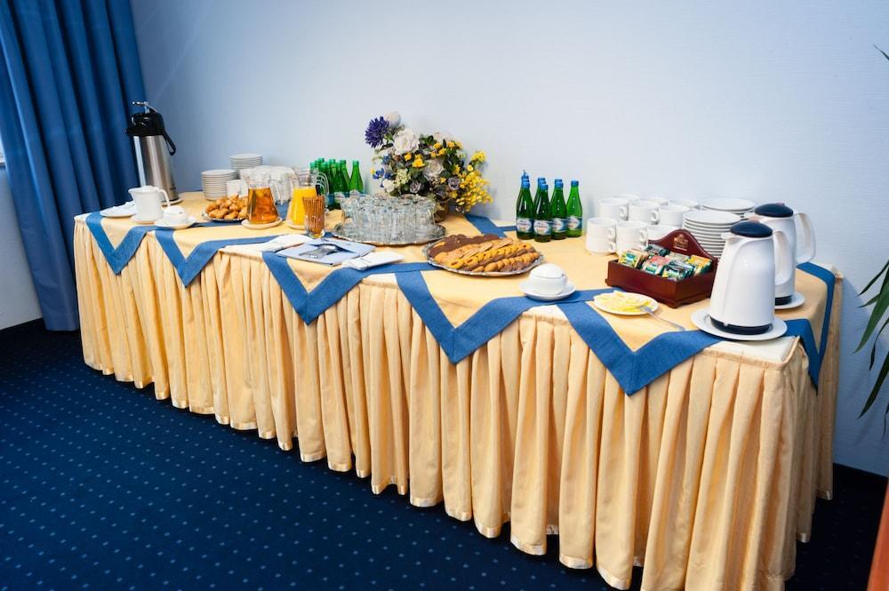 Hotel Partner وارسو المظهر الخارجي الصورة